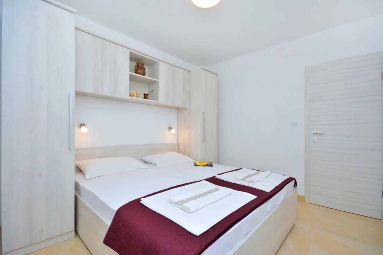 Apartment Reljic Сегет-Враница Экстерьер фото